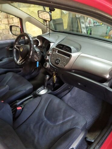 меняю на хонда фит: Honda Fit: 2010 г., 1.5 л, Автомат, Бензин, Хетчбек