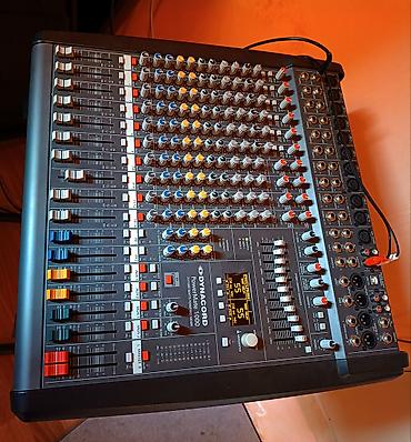 korg pa x5: Peşəkar səhnə səs avadanlığı komplekti - Mixer: Dynacord PowerMate — 10