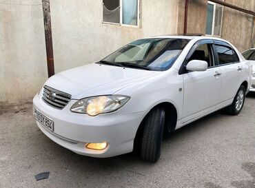 vita masin: BYD : 1.5 l | 2012 il | 255101 km Sedan