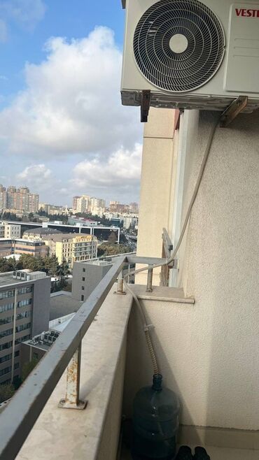 Uzunmüddətli kirayə mənzillər: Aile olsa qiymetde endirim ola biler. Bakı şəhərində, “Melissa Park” — 11