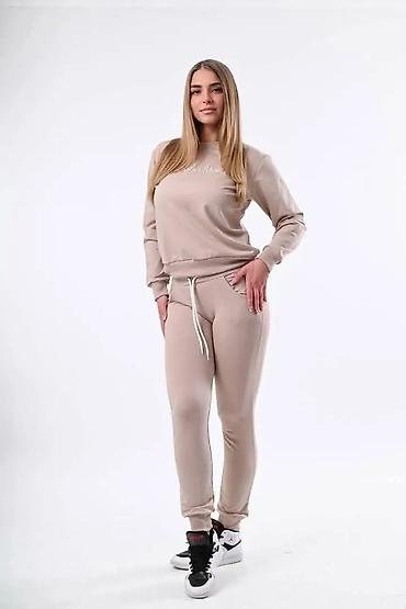 Gornji i donji deo: Ženski komplet trenerke – duks + donji deo Pamuk ( elastin) - Model — 4