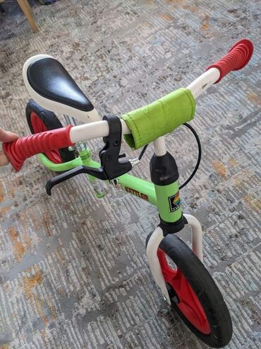 bicikli za devojcice: Balans bicikl Kettler 2-5 g.Očuvan i odličan, link je tu za više