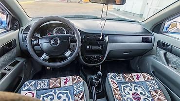 Унаа: Daewoo Lacetti: 2004 г., 1.6 л, Кол менен иштөөчү, Бензин, Седан — 3