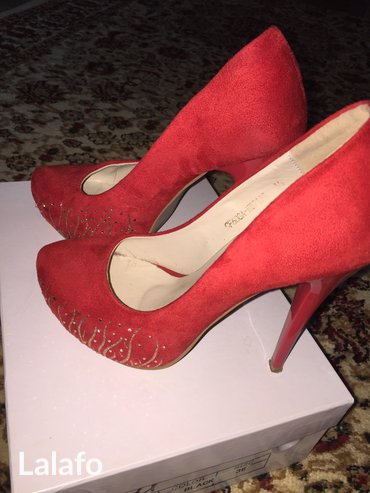 туфли один раз одевало: Туфли 37, цвет - Красный