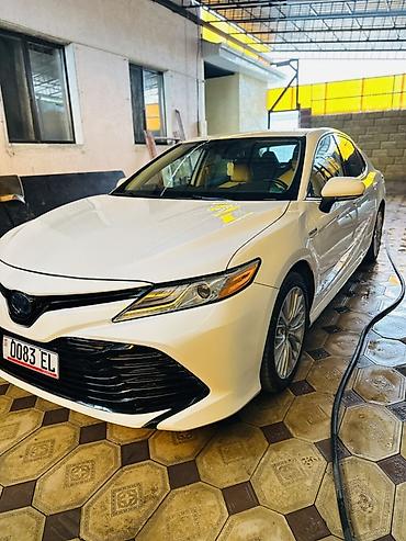 таота филдер: Toyota Camry: 2020 г., 2.5 л, Автомат, Гибрид, Седан — 1