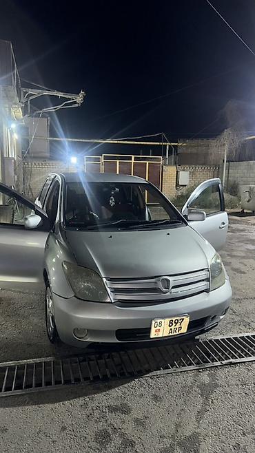 Унаа сатуу: Toyota Ist: 2002 г., 1.5 л, Автомат, Бензин, Хетчбек — 6