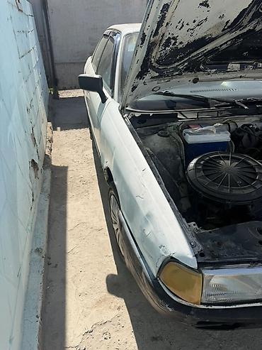 авто мотор: Audi 80: 1989 г., 1.8 л, Механика, Бензин, Седан — 5