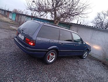 Volkswagen: Volkswagen Passat: 1992 г., 1.8 л, Механика, Бензин, Универсал — 2
