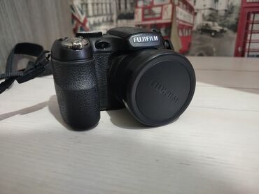 цифровой фотоаппарат цена: Fujifilm FinePix S2950(на корпусе FinePix S) — ультразум-камера с