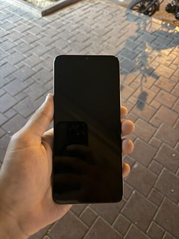 Redmi: Honor 7X, 128 GB, Sensor