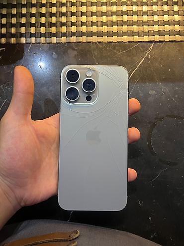 pro: IPhone 15 Pro Max, 256 GB, Natural Titanium — 1