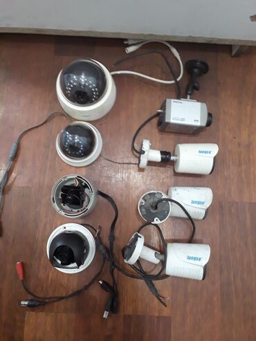 беспроводные наушники для телевизора: Müşahidə kameralar satılır