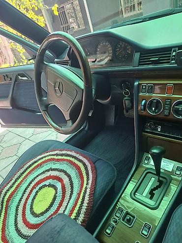 w211 e55 amg kompressor: Mercedes-Benz W124: 1991 г., 3 л, Автомат, Бензин, Седан — 7