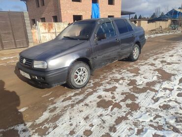Volkswagen: Volkswagen Vento: 1993 г., Механика, Бензин, Седан — 1