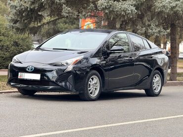 Toyota: Toyota Prius: 2016 г., 1.8 л, Вариатор, Гибрид, Седан