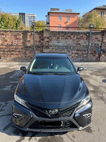 Toyota: Toyota Camry: 2018 г., 2.5 л, Автомат, Бензин, Седан