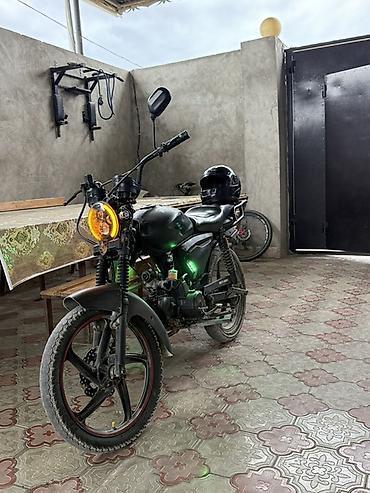 Mopedlər,skuterlər: Moped/mototsikl – şəhər üçün yığcam və praktik - Rəng: tam qara (mat — 4