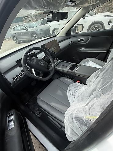 полики на changan: Changan Qiyuan Q05: 2026 г., Автомат, Электромобиль, Кроссовер — 5