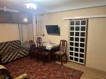 Köhnə tikili: Neftçilər metrosuna 5 dəqiqəlik məsafədə ev satılır(2 ev)1 otaq 3-ə -da lalafo.az — 5 Köhnə tikili: Neftçilər metrosuna 5 dəqiqəlik məsafədə ev satılır(2 ev)1 otaq 3-ə — 5