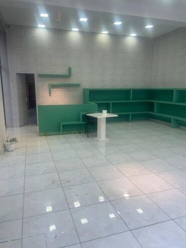 Digər kommersiya daşınmaz əmlakı: Obyekt icarəyə verilir. Nesimi rayonu Azadlıq pro. 130 kv etrafında — 4