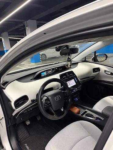 тойота приус 2020: Toyota Prius: 2019 г., Гибрид, Лифтбек — 7