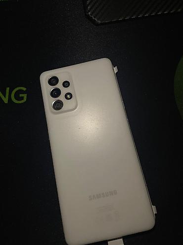 sundjer bob dexy co: Samsung Galaxy A-serija, bela boja. Telefon sa četvorostrukom zadnjom — 1