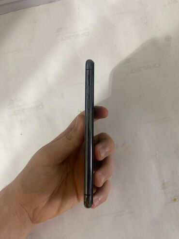 ayfon 6 barter: IPhone X, 64 GB, Black Titanium