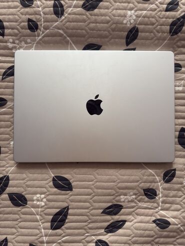 klaviatura satisi: İşlənmiş Apple MacBook, 16 ", Apple M1 Pro, 512 GB, Ünvandan götürmə, Pulsuz çatdırılma, Ödənişli çatdırılma