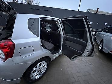 Chevrolet: Chevrolet Aveo: 2010 г., 1.2 л, Механика, Газ, Седан — 9