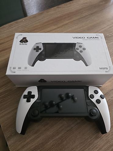 сони плейстейшен 3: M25 “Video Game” əl konsolu.180 azn alinib 1heftedi tezedi 100azn — 2