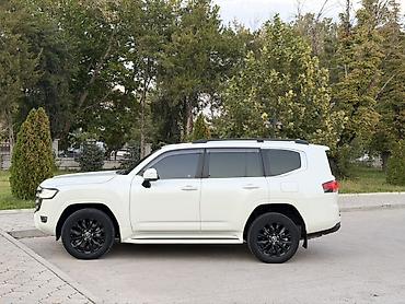 mark 2 qualis: Toyota Land Cruiser: 2022 г., 3.5 л, Автомат, Бензин, Внедорожник — 10