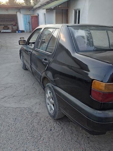 Volkswagen: Volkswagen Vento: 1992 г., 1.8 л, Кол менен иштөөчү, Бензин, Седан — 5