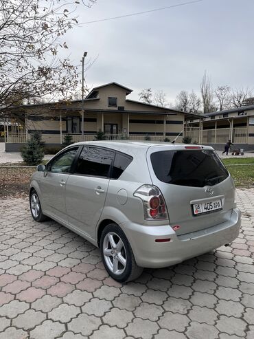 Toyota: Toyota Corolla Verso: 2004 г., 1.8 л, Автомат, Бензин, Минивэн