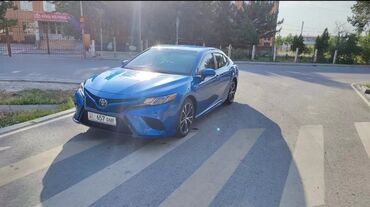 боковая: Toyota Camry: 2018 г., 2.5 л, Автомат, Бензин, Седан