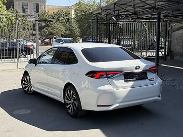дверь королла 120: Toyota Corolla: 2020 г., 1.8 л, Вариатор, Гибрид, Седан — 5