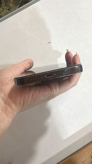 наушники на лексус: IPhone 14 Pro Max, Deep Purple