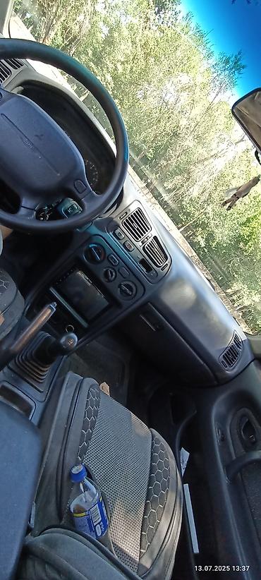 Mitsubishi: Mitsubishi Galant: 1993 г., 2 л, Механика, Бензин, Хэтчбэк at lalafo.kg — 5 Mitsubishi: Mitsubishi Galant: 1993 г., 2 л, Механика, Бензин, Хэтчбэк — 5