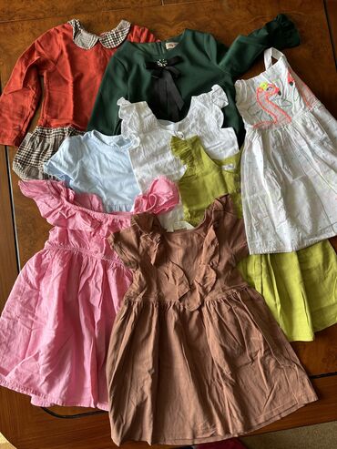 платье зелёное: Детское платье, цвет - Розовый, Б/у