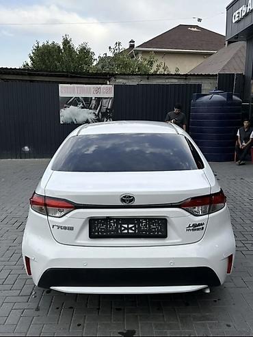 v klass: Toyota Levin: 2021 г., Гибрид, Седан — 2