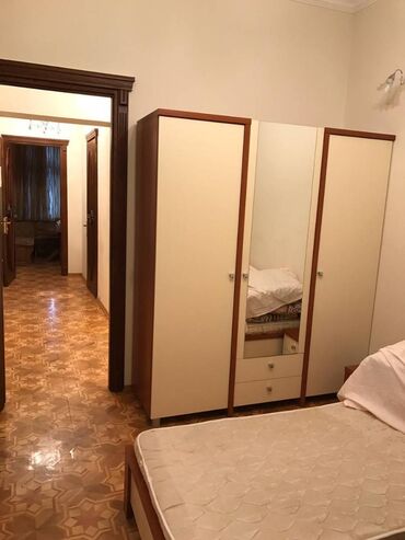 Köhnə tikili: Bakı, 3 otaqlı, Köhnə tikili, m. Elmlər Akademiyası, 110 kv. m -da lalafo.az — 2 Köhnə tikili: Bakı, 3 otaqlı, Köhnə tikili, m. Elmlər Akademiyası, 110 kv. m — 2