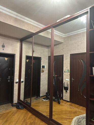 барби шкаф для одежды: Купе, 3 двери Прямой шкаф, Шкаф в прихожей