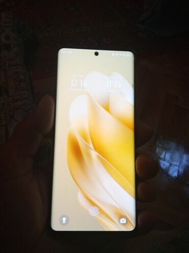 telefon a12: Infinix Zero 30, 256 GB