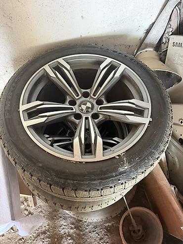 275 45 20: Комплект автомобильных колес BMW на литых дисках - Диски — 4