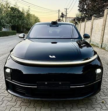 Продажа авто: Lixiang L7: 2023 г., 1.5 л, Автомат, Электромобиль, Кроссовер — 3
