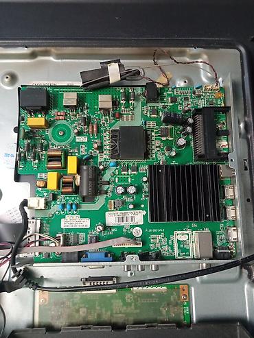 polovni tv 32 inca: 1. FOX 32DLE262 u delovima TP. MS3463S. PB801 Main board- Power board — 4