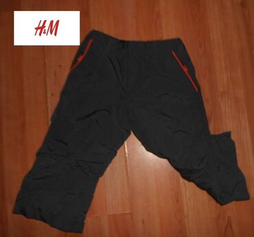 Jakne, kaputi i prsluci: Ski pantalone za decu od 0 do 6 godina

cena od 900 do 2000 din — 3