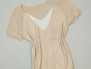 Ubrania damskie: T-shirt damski, rozmiar S