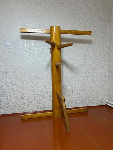 İdman və hobbi: Wing Chun taxta məşq manekeni (Wooden Dummy) satılır. ✅ 3 qol + 1 ayaq — 1