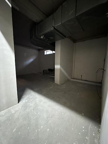 Продажа магазинов: Продажа магазинов В жилом доме, 415 м², Готовая ПСО (под самоотделку), С санузлом, Цокольный этаж этаж — 12