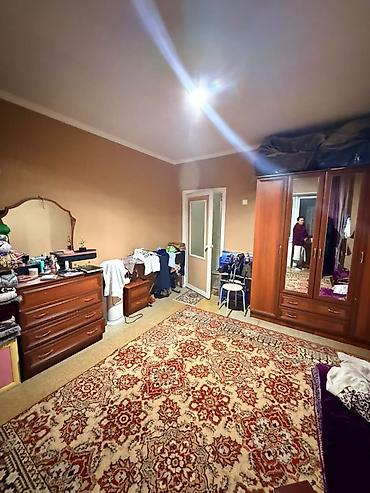 квартира гостиницного типа: 2 комнаты, 49 м², 5 мкр Индивидуалка, 5 этаж, Требуется ремонт — 10